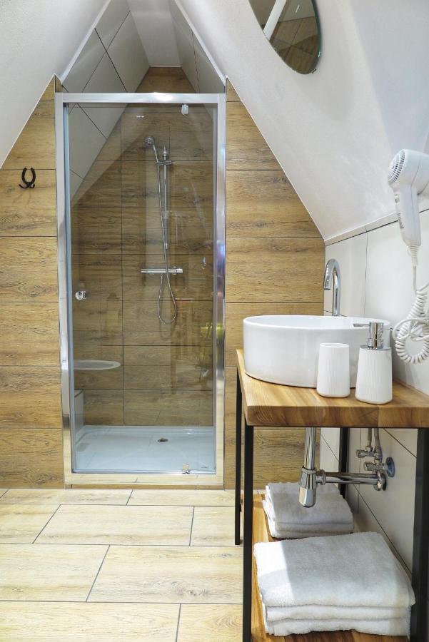 Apartamenty Czubinski โปโรนิน ภายนอก รูปภาพ